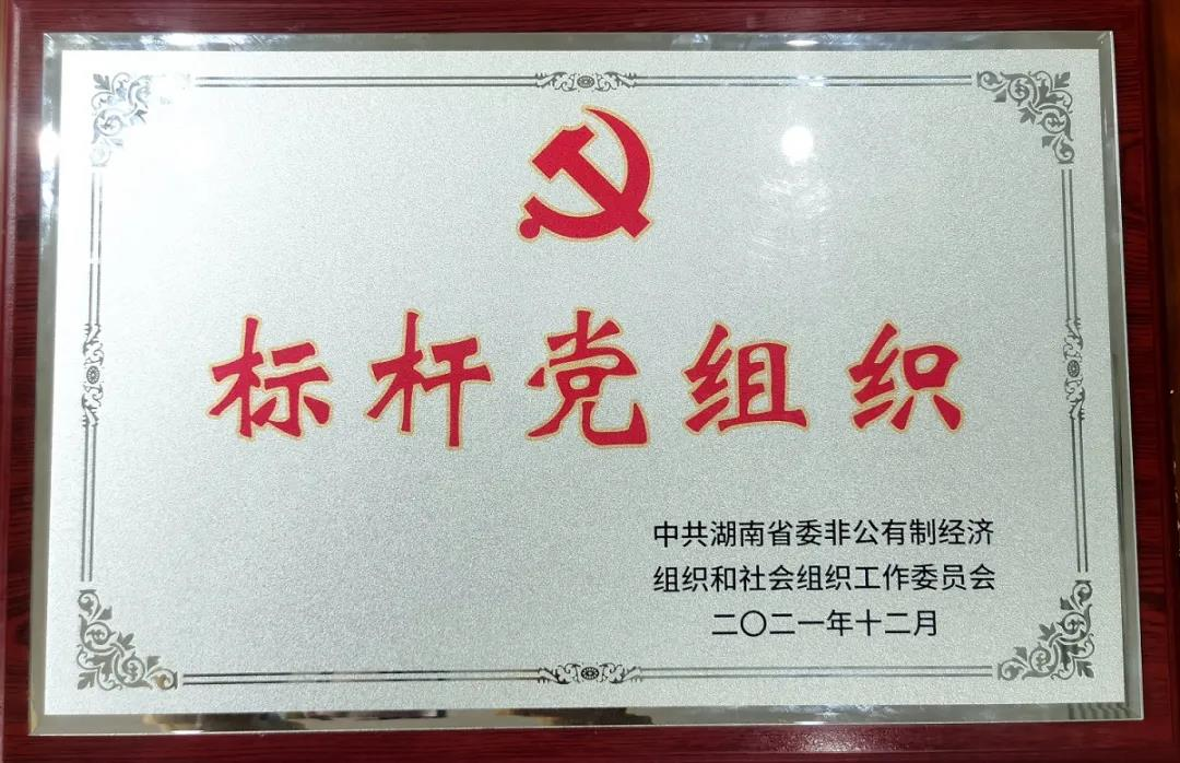 4d32c94f91b346659d9ac50be81cd8c3